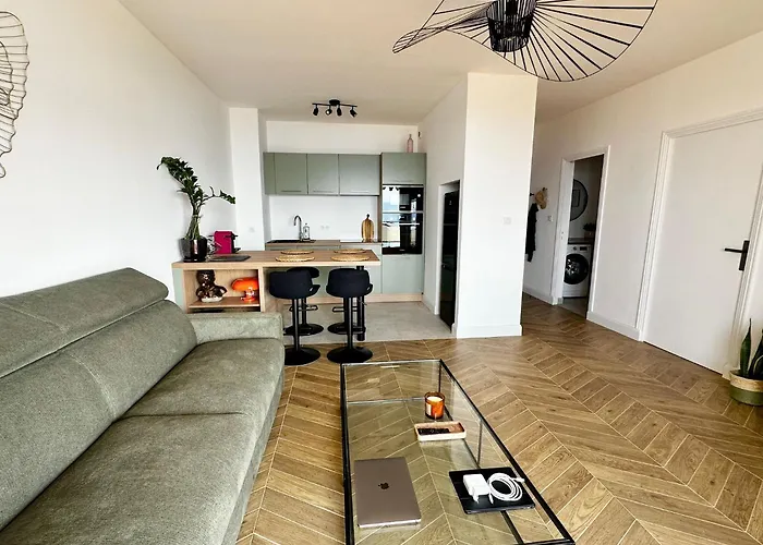 Apartment Casamea - 5min, Vue Mer, Terrasse, Clim Ajaccio (Corsica)